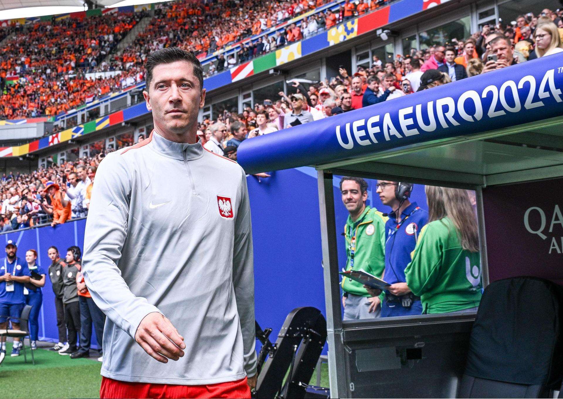 Wielki powrót! Polska – Austria: Robert Lewandowski wszedł na boisko! Wielki powrót gwiazdy repreze…