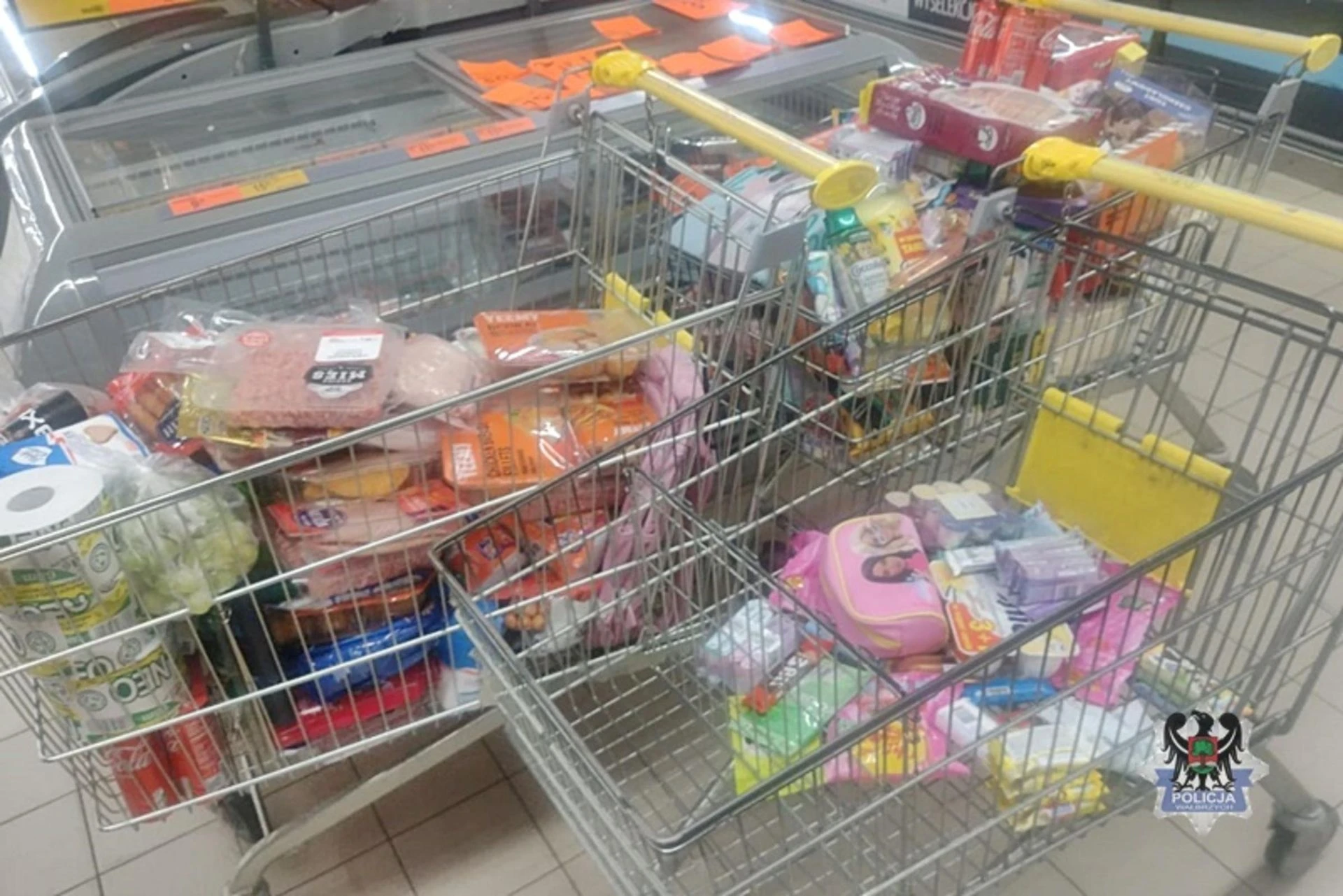 NIETYPOWA HISTORIA Rajd na polskie sklepy! Czeszki kradły bez opamiętania. A rachunek? Aż dech zapiera