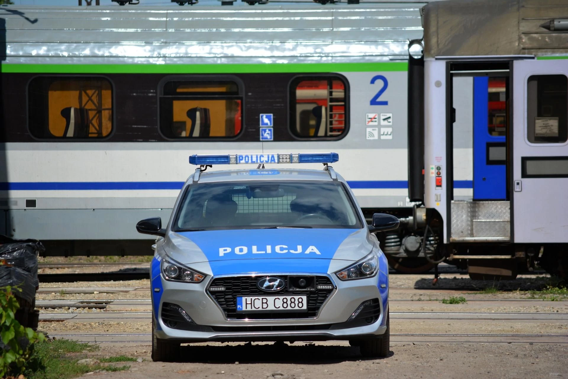 Tragedia na torach Pociąg potrącił pieszego. Mężczyzna zginął na miejscu