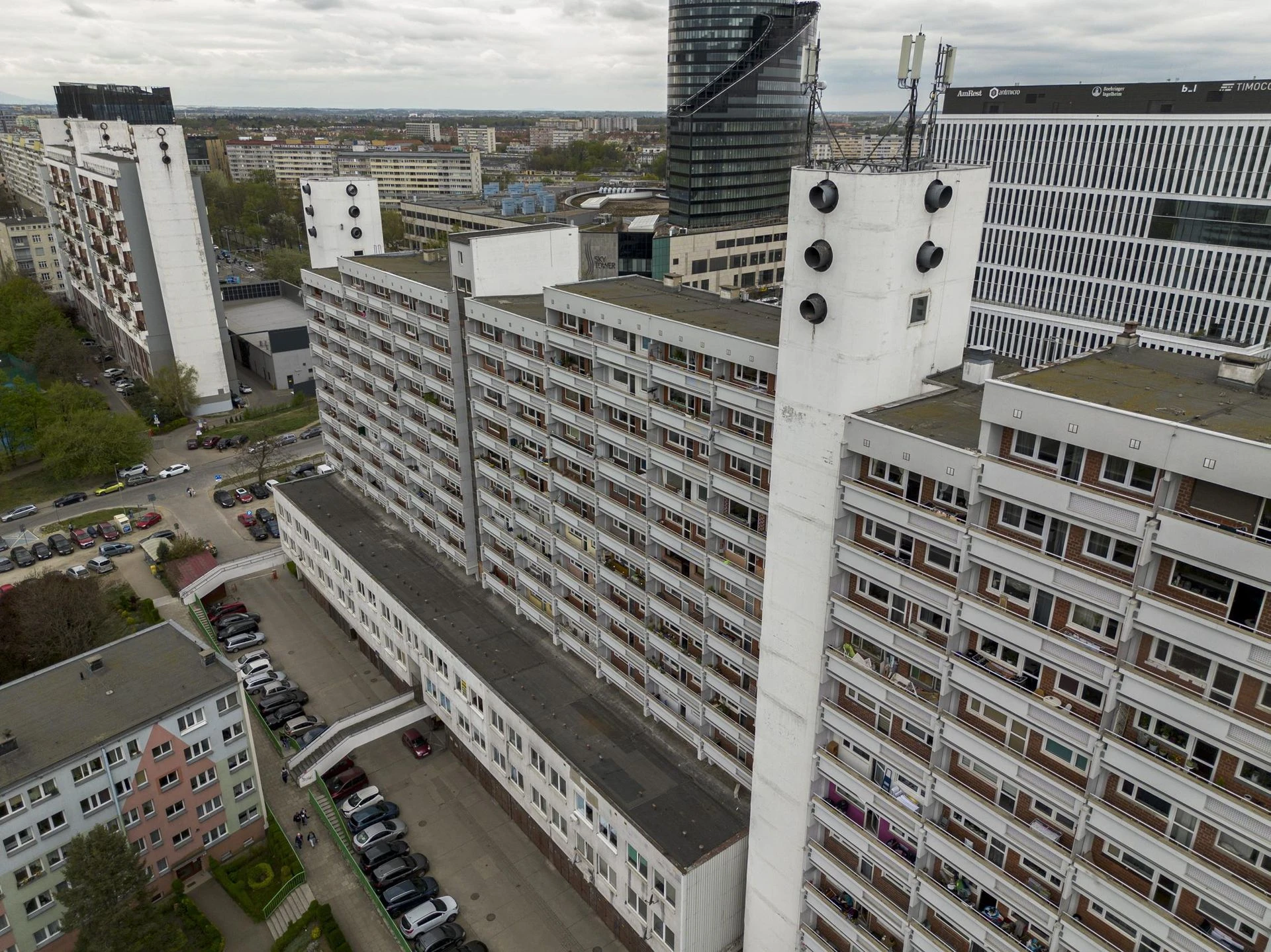 Wrocławski Titanic Gigantyczny moloch w centrum Wrocławia