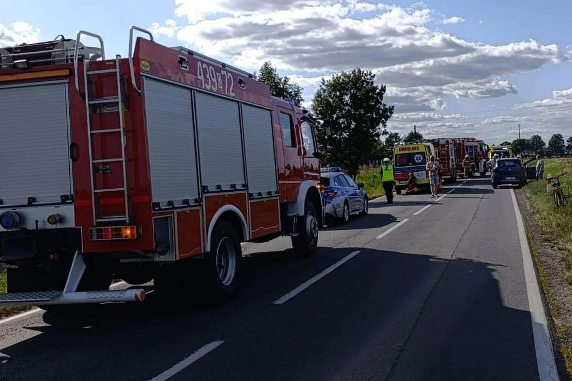 Potężne zderzenie Dwie osoby zginęły, 4-osobowa rodzina w szpitalu! Makabryczny finał długiego weekendu