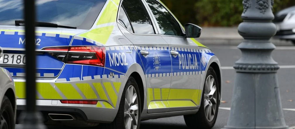 Groźna sytuacja 2-latek wbiegł pod samochód! Dramatyczne chwile w Augustowie