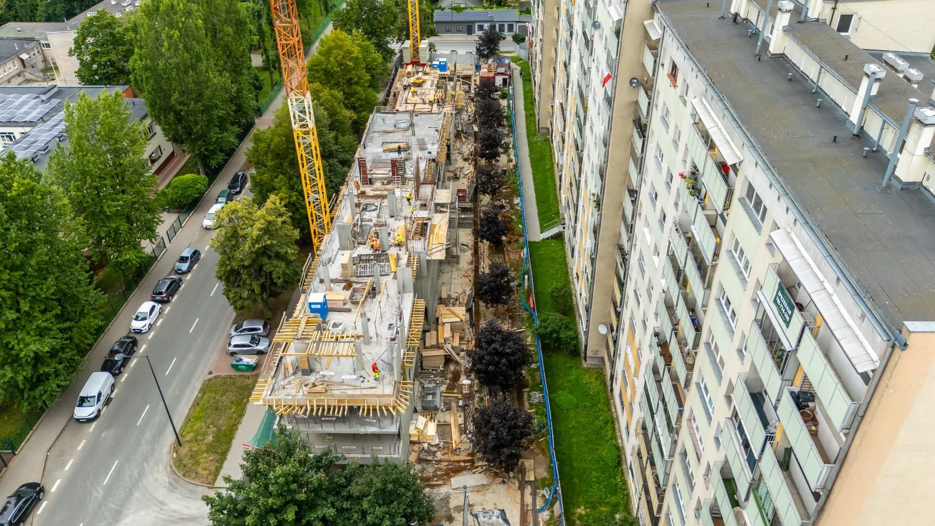 CZY TO PATODEWELOPERKA? Wielka afera w Warszawie. Nowy blok zasłoni im słońce? Mieszkańcy się wściekli