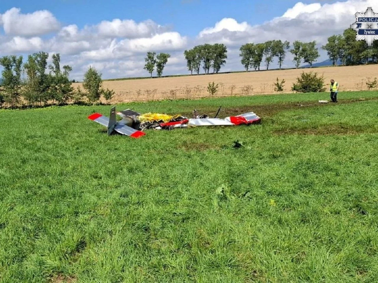 Śledztwo w sprawie katastrofy Awionetka runęła na ziemię z wysokości ok. 100 metrów. Nie żyją dwaj mężczyźni