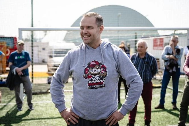 Pozew w trybie cywilnym i karnym Nawrocki zamierza pozwać Onet za publikację o jego przeszłości