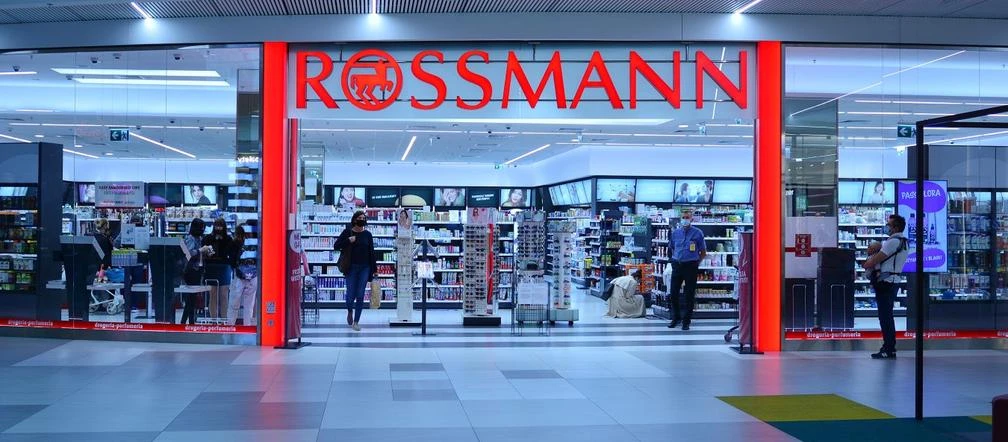 Dzień Ojca 2021. Mega hit w Rossmann. Legendarne perfumy tańsze o 160 zł!