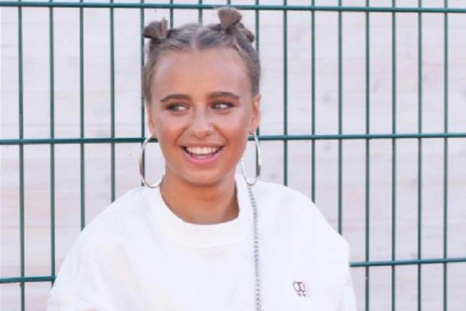Niewiarygodna przemiana córki Anny Przybylskiej. Oliwia Bieniuk pokazała fotografi...
