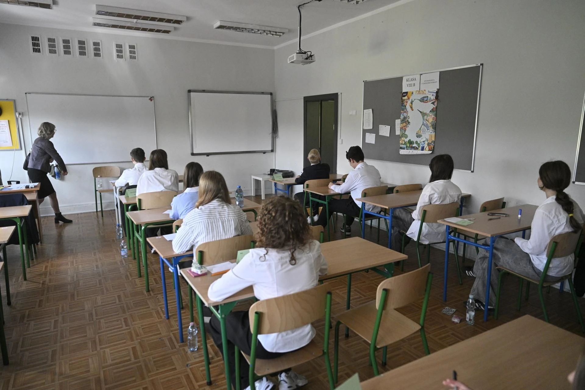 Egzamin ósmoklasisty Egzamin ósmoklasisty 2025: czerwiec. Termin dodatkowy. Arkusze, odpowiedzi, harmonog…