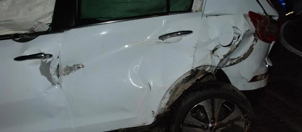 Wypadek Kierowca kia zginął na miejscu. Pasażerka trafiła do szpitala. Jest areszt dla Ukraińca
