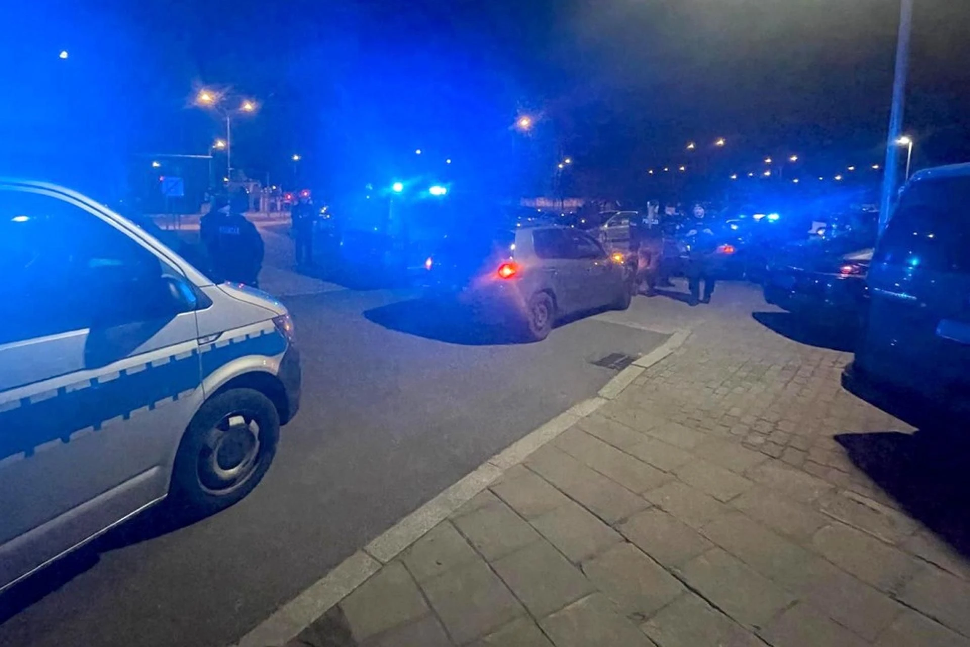 Bandycki napad po meczu Chuligańskie wybryki po meczu Jagiellonii! Co za wstyd, ucierpiał kibic z Belgii