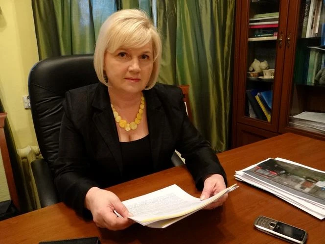 Wielka kompromitacja Lidii Staroń? Po jej wypowiedziach w Senacie wielu łapie się ...