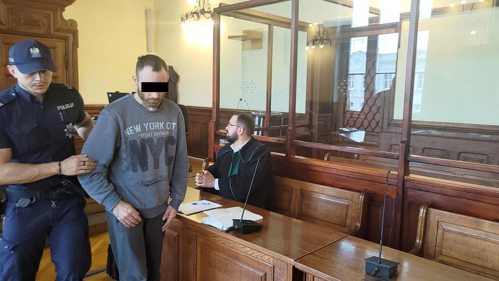 Szokująca zbrodnia! Nie miał litości dla matki swoich dzieci. Ofiarę porównał do kurczaka