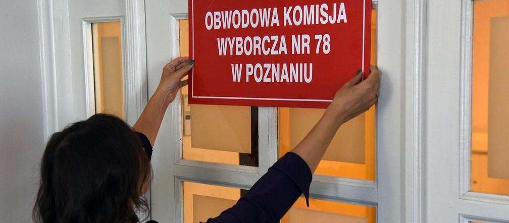 Wybory samorządowe Zarobki do 1500 zł i wolne od pracy za udział w komisji wyborczej