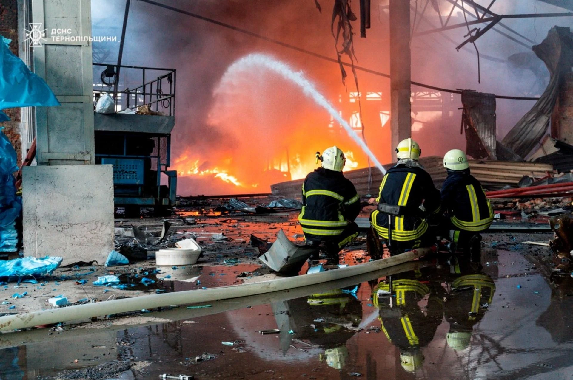 Płonie park przemysłowy Wielki atak Rosji na Lwów! Pokazano zdjęcia zniszczeń