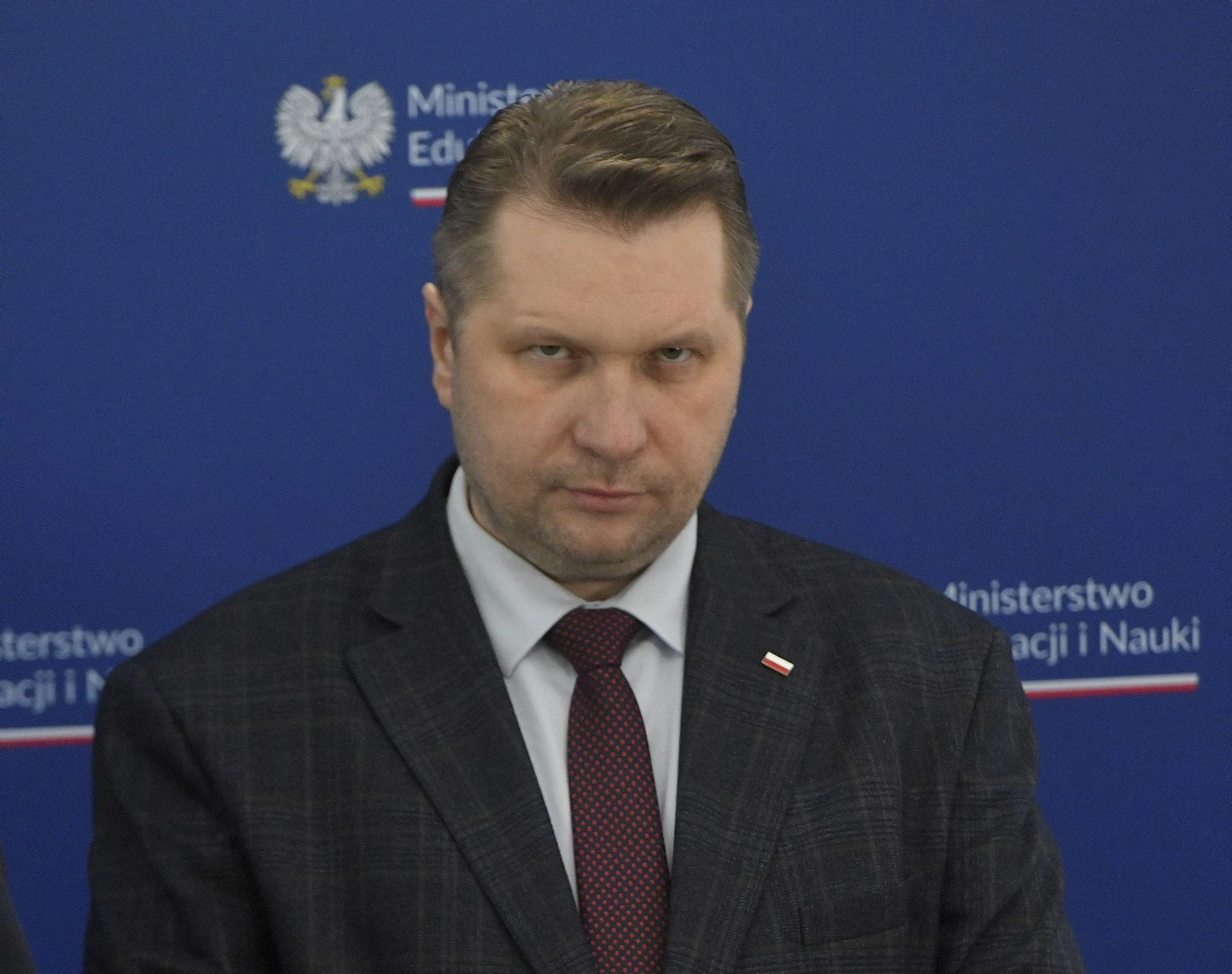Ciąg dalszy afery Przemysław Czarnek apeluje do Sławomira Mentzena! Chodzi o sprawę mieszkania Nawrock…