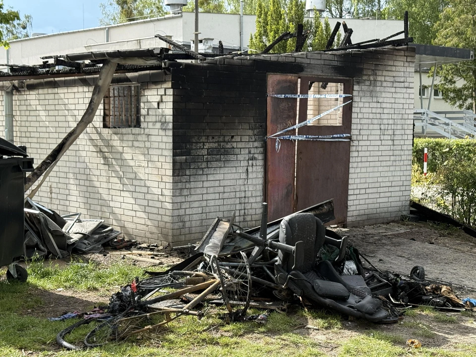 ŚMIERĆ W PŁOMIENIACH Tragiczny pożar w Warszawie. Ujawniono zwęglone ciało