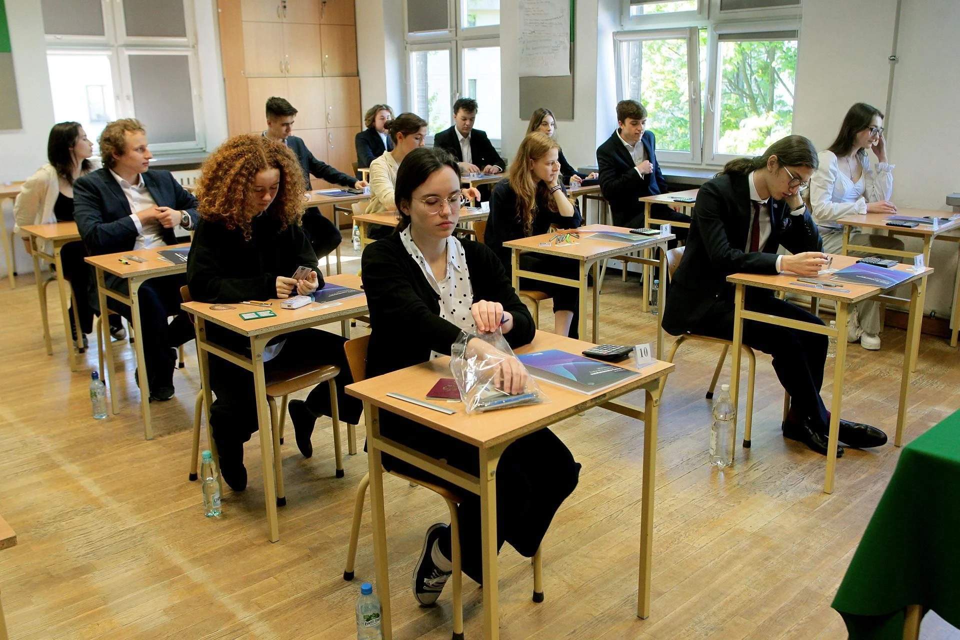 Matura 2025 Matura 2025 z matematyki rozszerzonej. Przecieki, arkusze CKE i odpowiedzi [RELACJA …