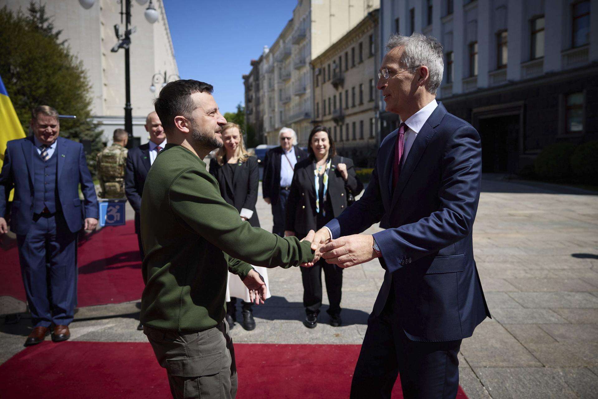 Kiedy nasz sąsiad dołączy do Sojuszu? Przed Ukrainą jest długa i wyboista droga do NATO. Ale powinna się już rozpocząć