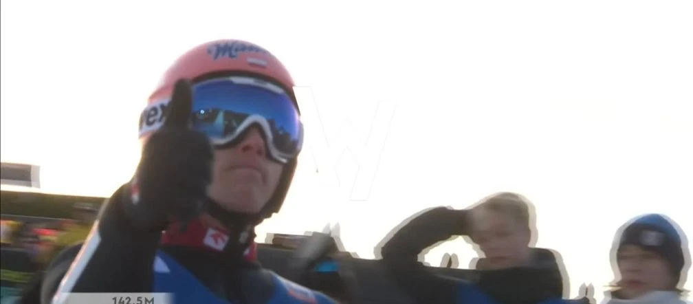Kompromitacja w Vikersund Dawid Kubacki jednym gestem zaorał jury Pucharu Świata. Kuriozalny konkurs w Vikersu…