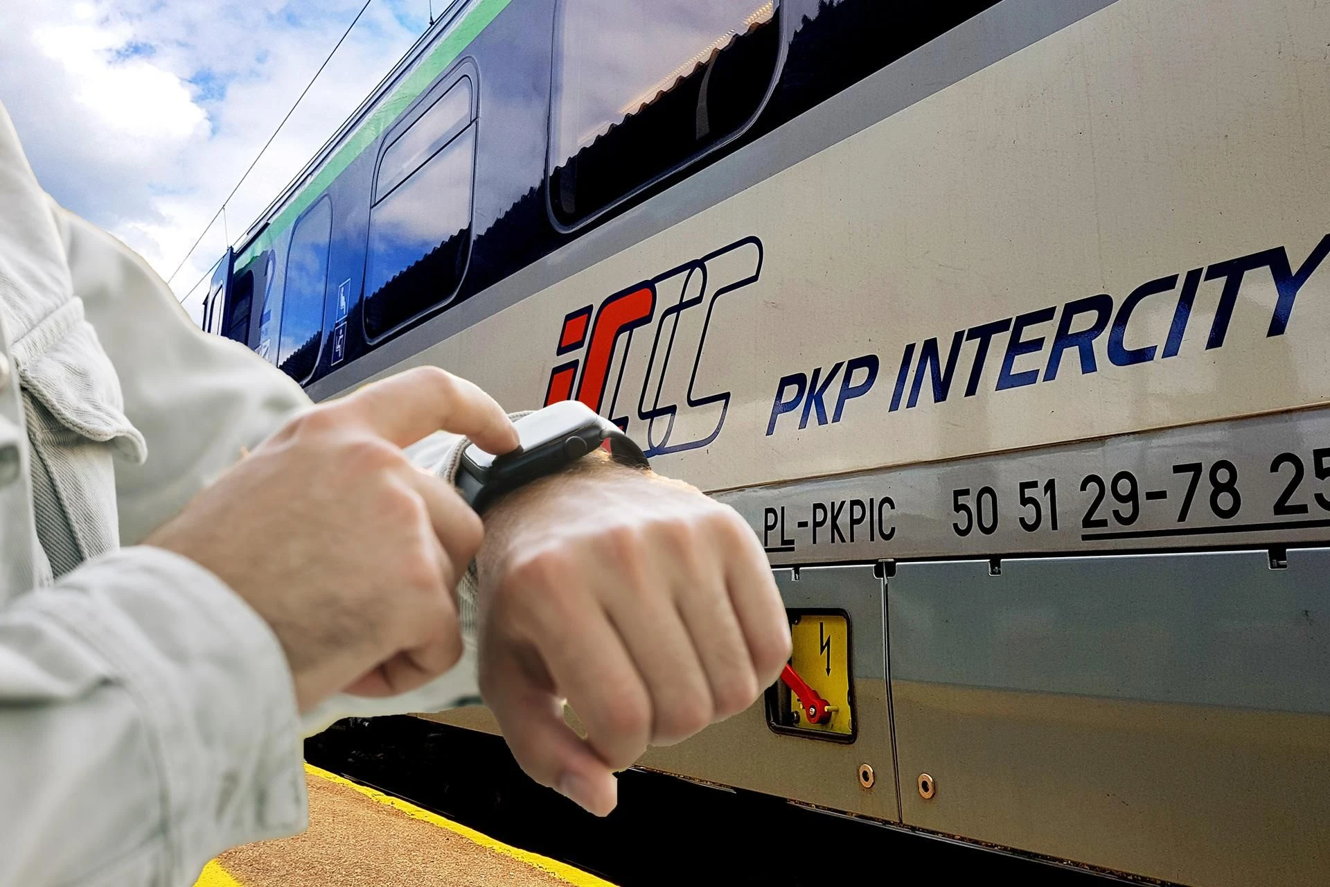 O co chodzi? Pociąg Intercity jedzie prawie 1,5 godziny dłużej niż dotychczas. Chcieli tego sami pasażerowie!