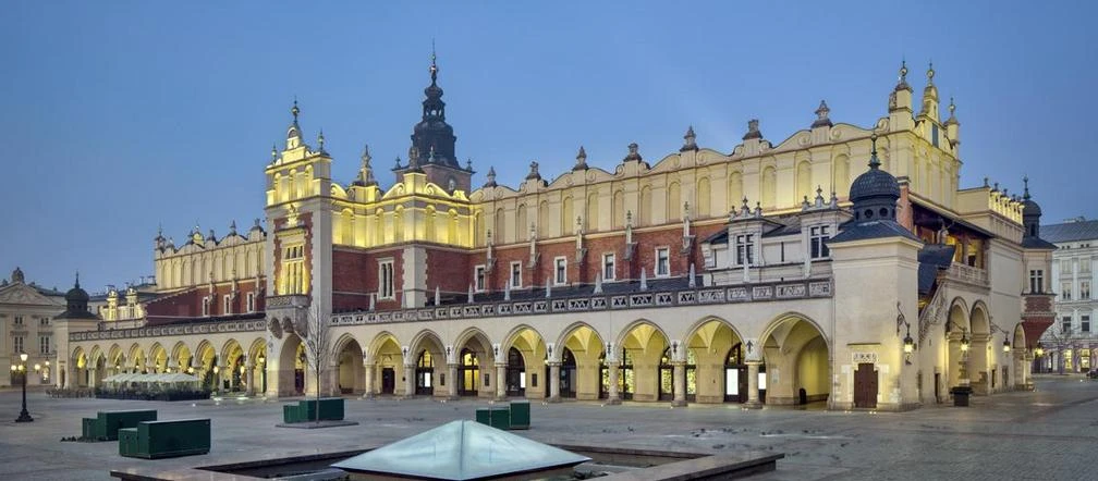 Turystyka rozkwita Najazd turystów na Małopolskę. Padł rekord! Goście wydali u nas miliardy