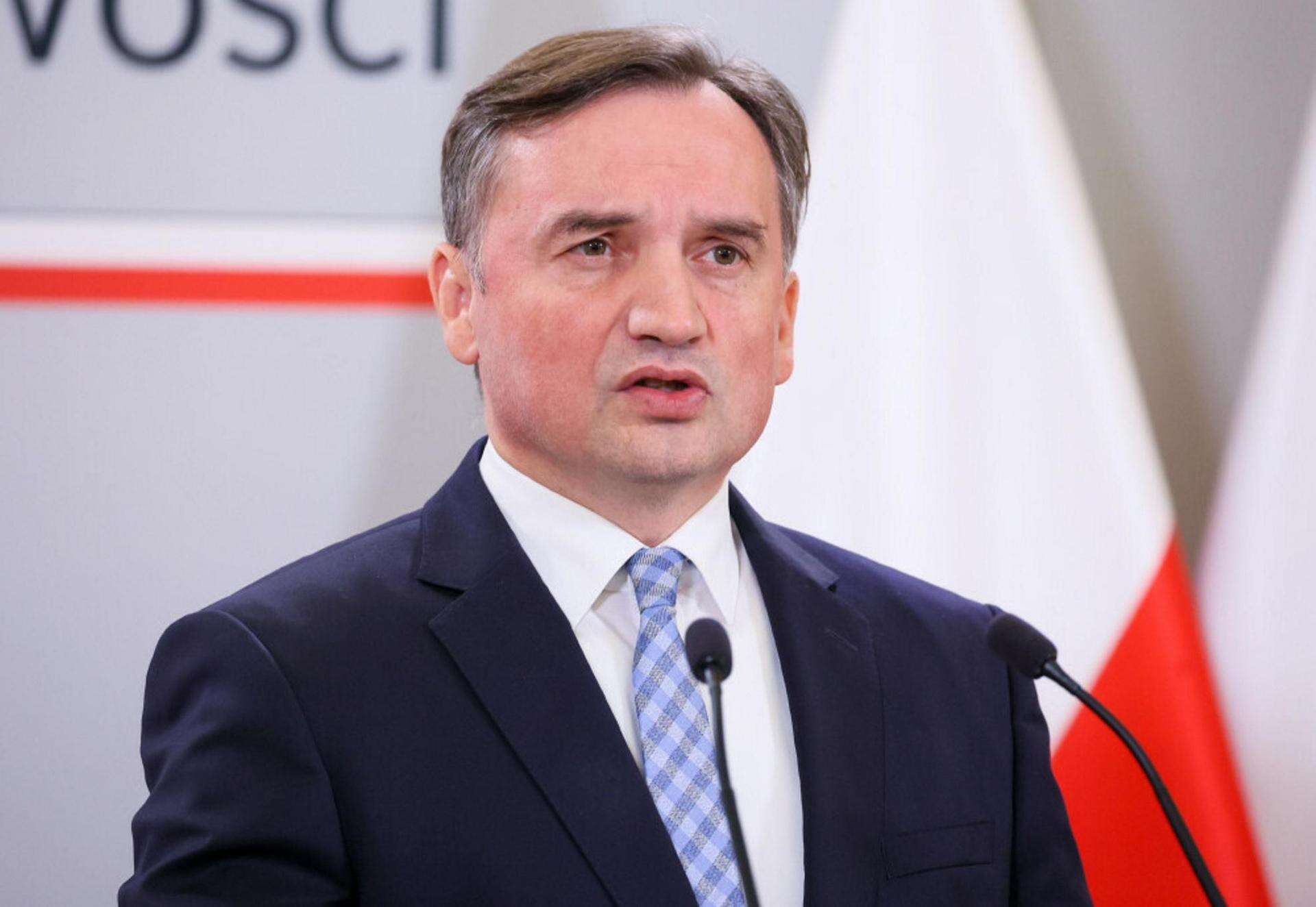 były minister zabrał głos Tusk chce Ziobrą odwrócić uwagę od tego? 