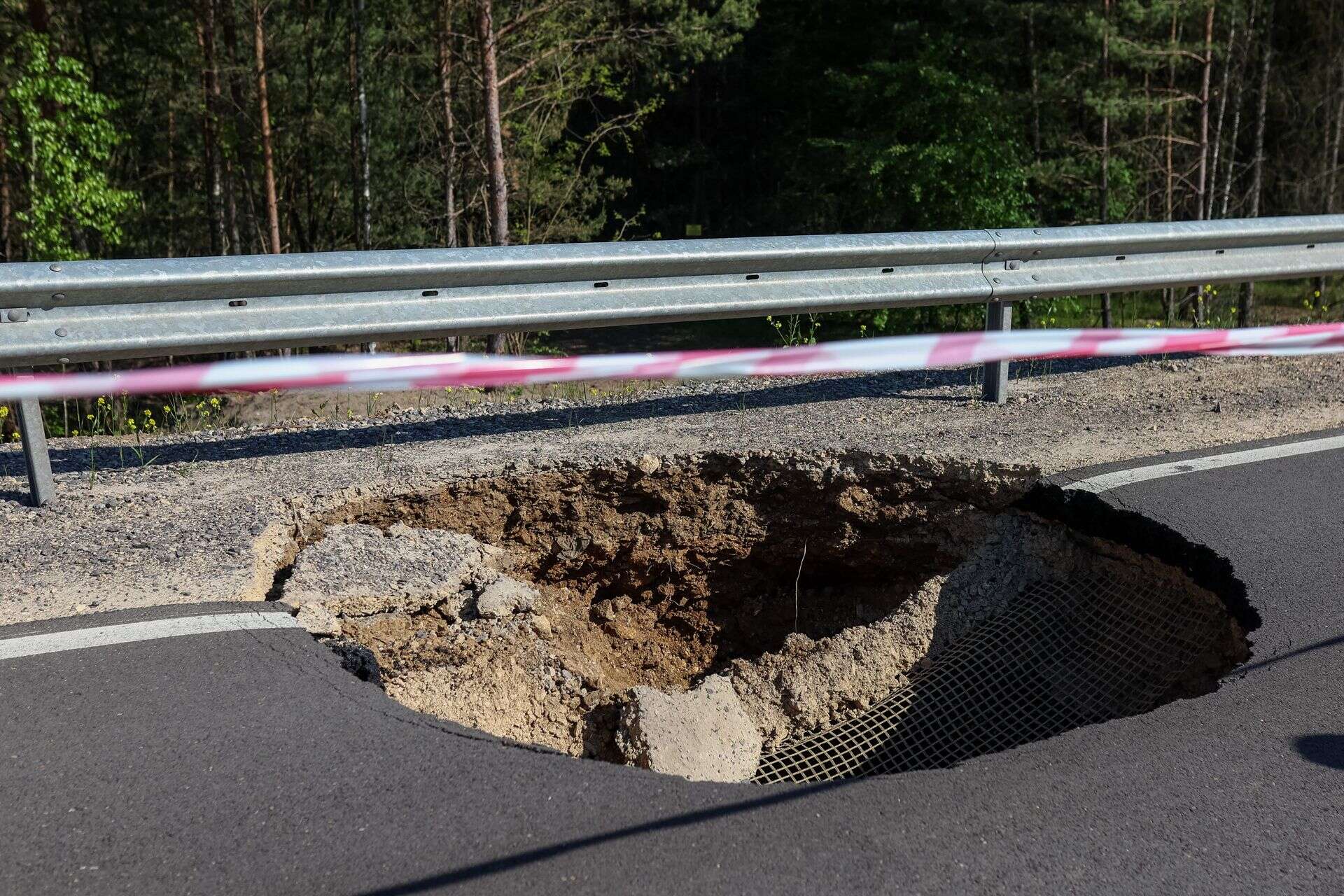 Problematyczna inwestycja Droga za miliony złotych może zniknąć pod wodą. Sprawdza się czarny scenariusz