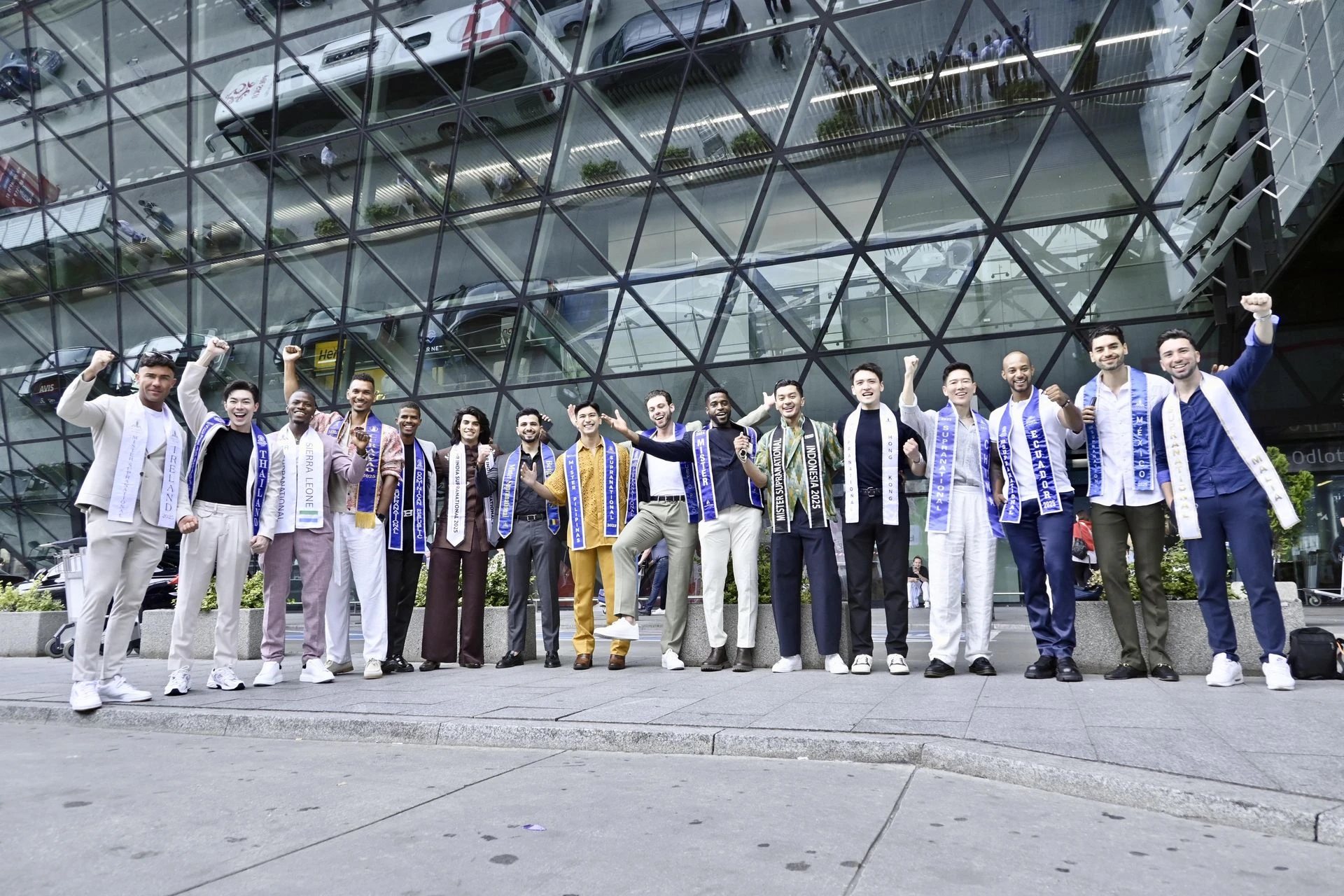 DUŻO ZDJĘĆ Mister Supranational 2025: najprzystojniejsi mężczyźni świata walczą o tytuł w Nowym…