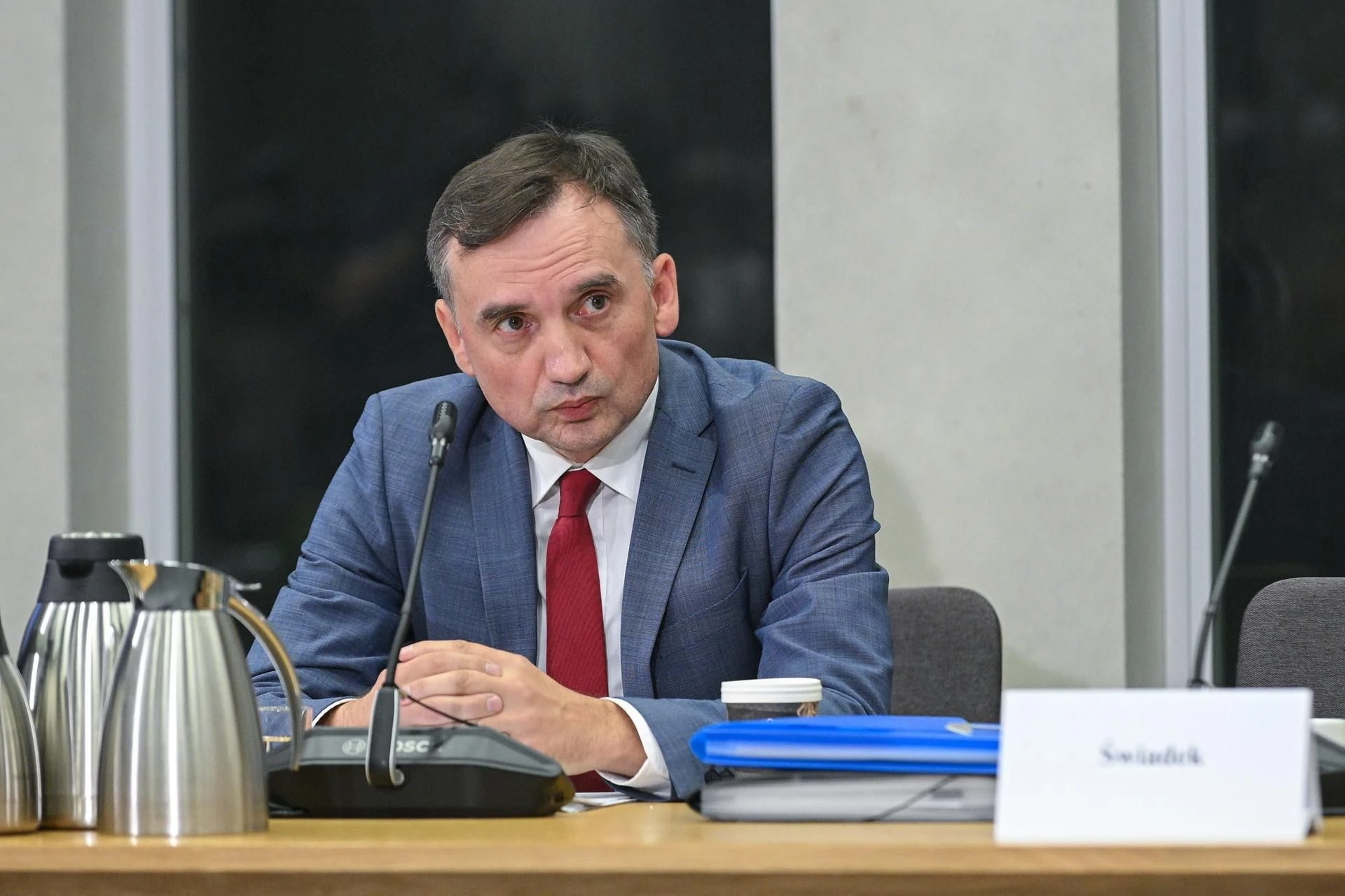 Były minister nie wrócił do Polski Przyjaciel Ziobry ujawnia: 