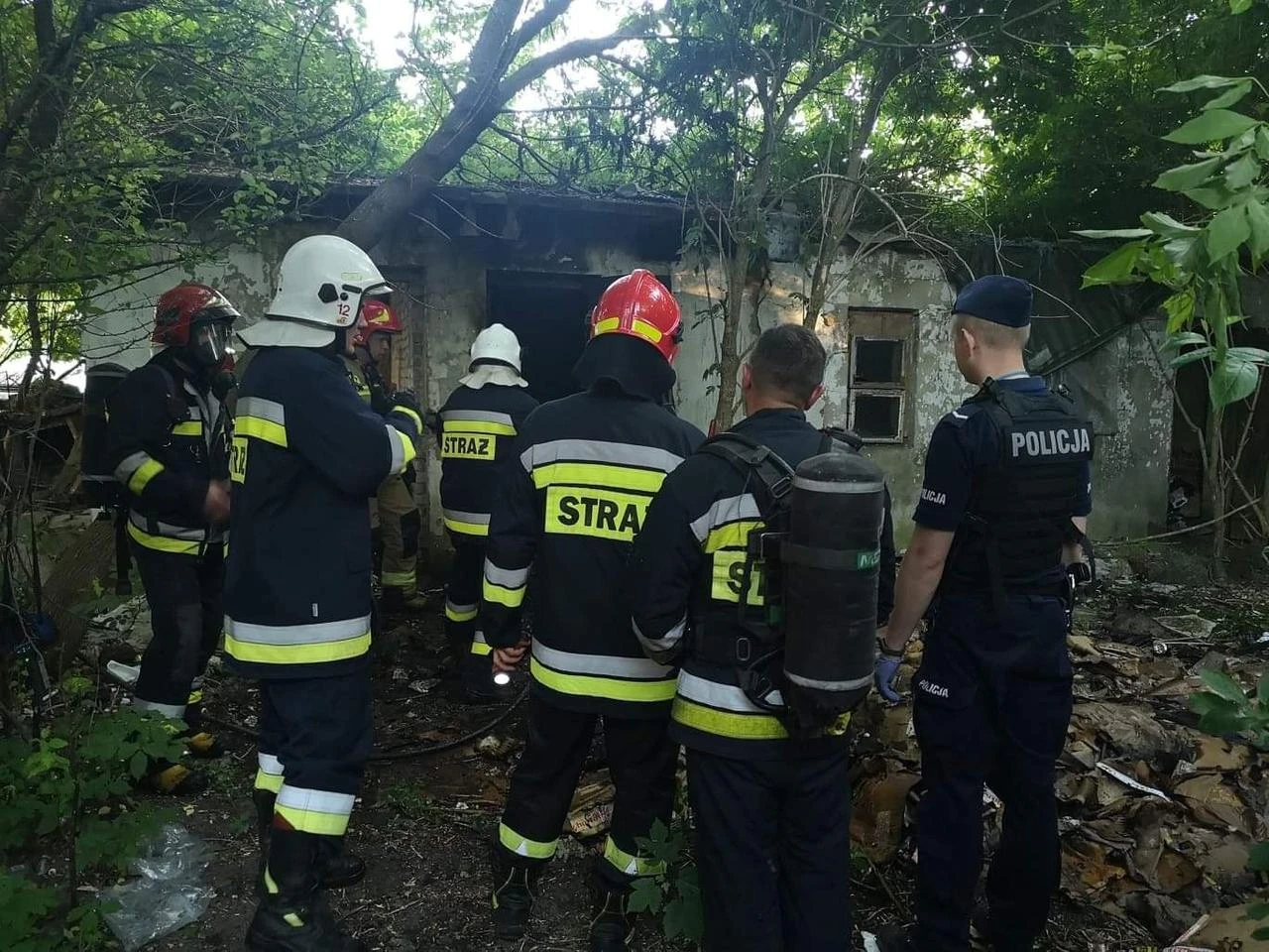 Ostrowiec: Pożar pustostanu! Bezdomny mężczyzna spłonął