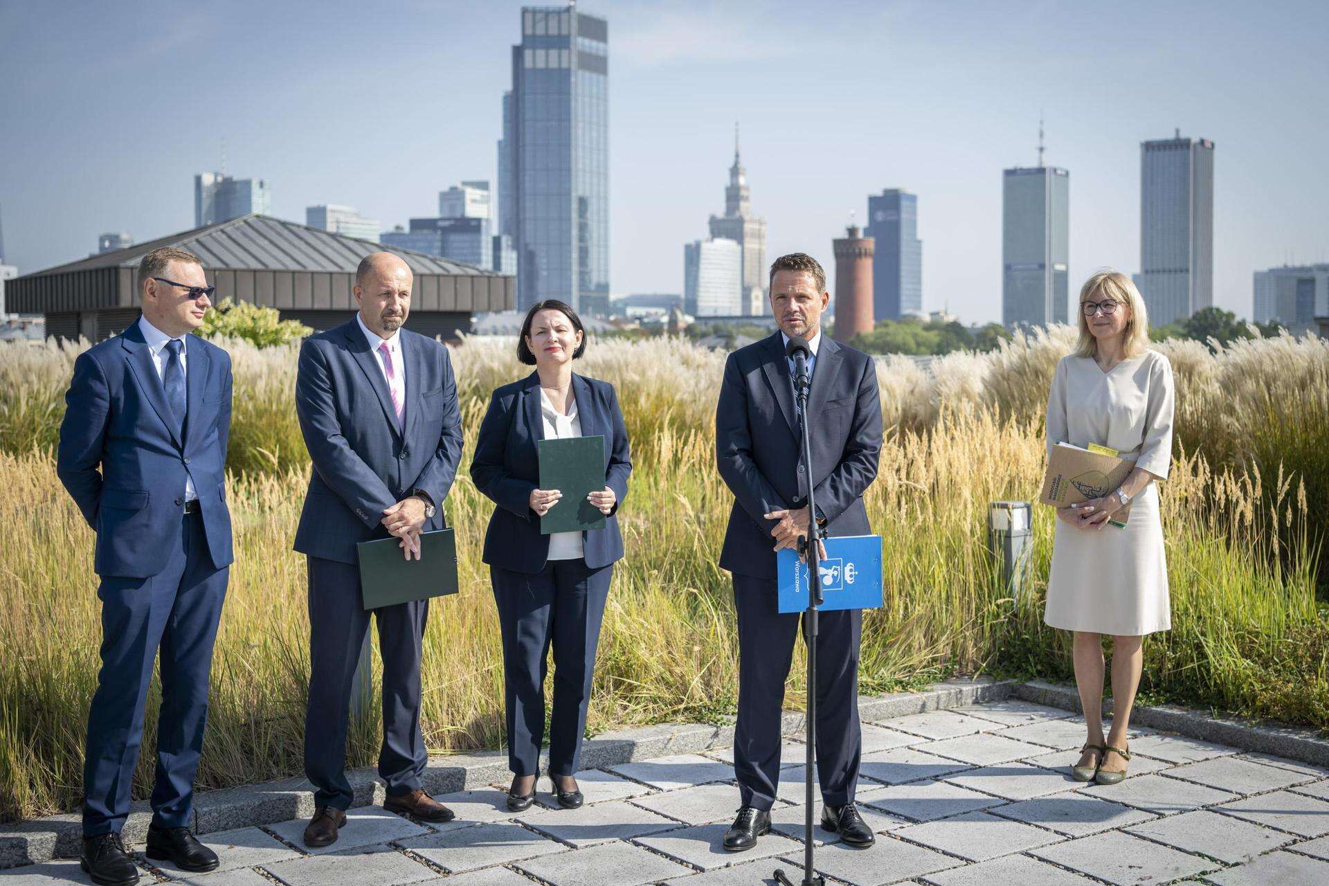 PO PODTOPIENIACH Wydadzą pół miliarda złotych, by Warszawa nie tonęła. Miasto zbuduje gigantyczny kol…