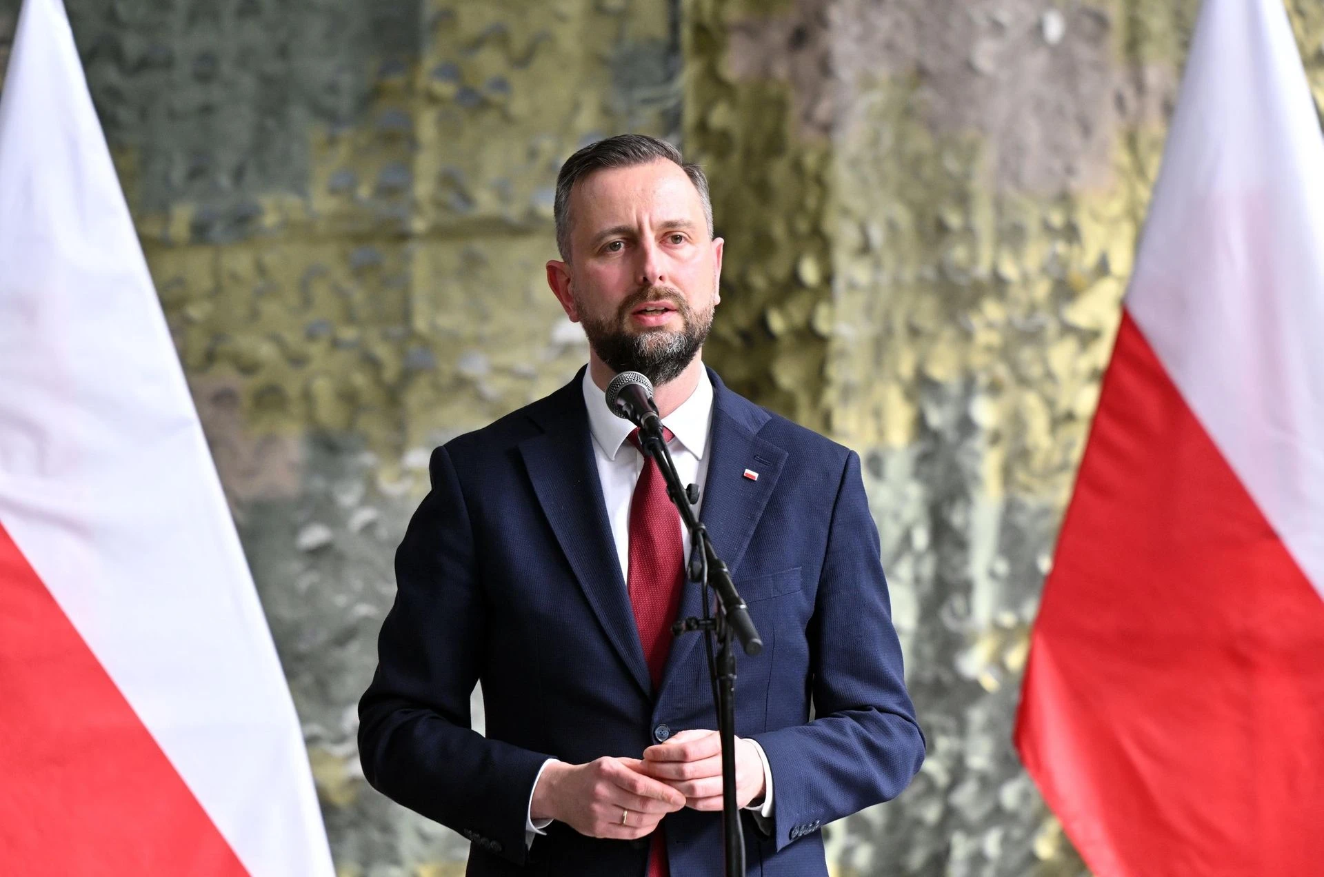 BLISKI WSCHÓD Atak Izraela na Iran. Szef MON o ewakuacji Polaków: 