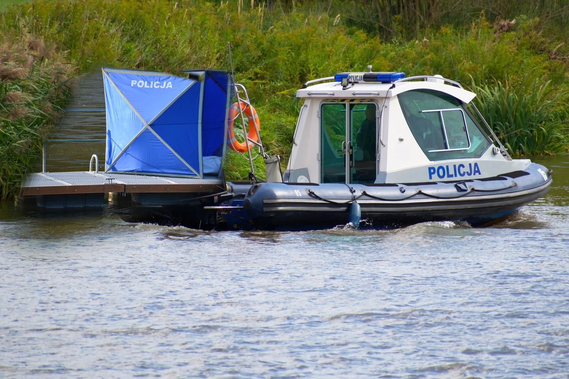 Są już wstępne ustalenia Tragedia nad rzeką! Służby wyłowiły ciało. To nie była kąpiel