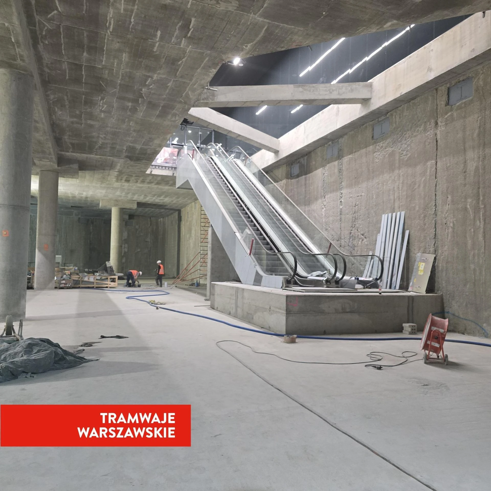 BYŁ DRAMAT, TERAZ LŚNI Warszawa Zachodnia. Nowy tunel i podziemny przystanek tramwajowy. Tak wygląda teraz
