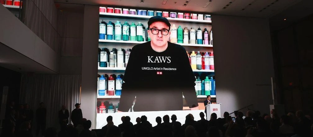 Strefa mody KAWS dołącza do UNIQLO jako pierwszy Artist In Residence