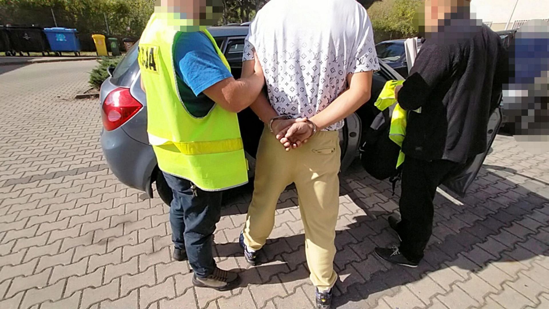 Szukają osób Pilny apel policji. Chodzi o atak na Ukrainkę i pobicie aktywistki w autobusie