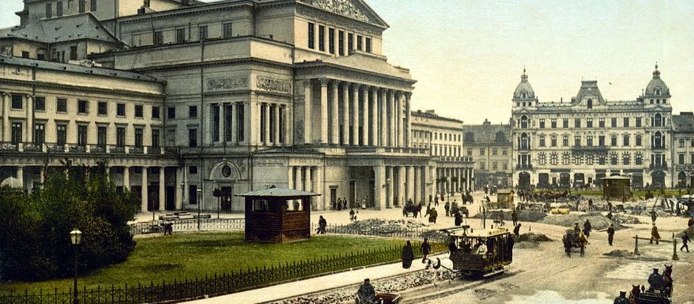 ZDJĘCIA Warszawa w gruzach. Te zjawiskowe zabytki straciliśmy po Powstaniu Warszawskim. Serce pęka