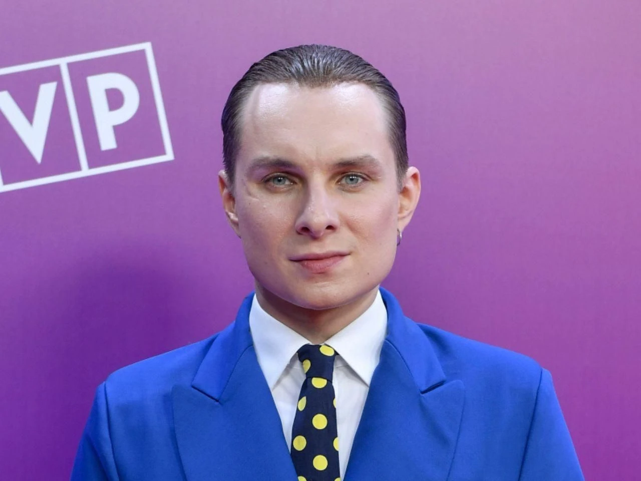 Polski show-biznes Ralph Kaminski stanowczo o innych wokalistach. Zwrócił uwagę na jeden szczegół