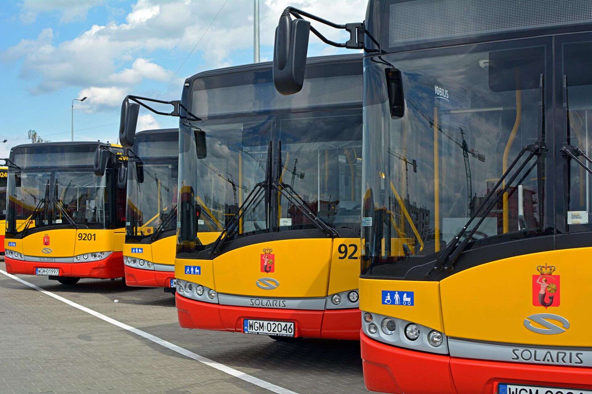 REKORDOWE PRZEJAZDY To najdłuższa linia autobusowa w Warszawie. Ciekawostki o komunikacji miejskiej