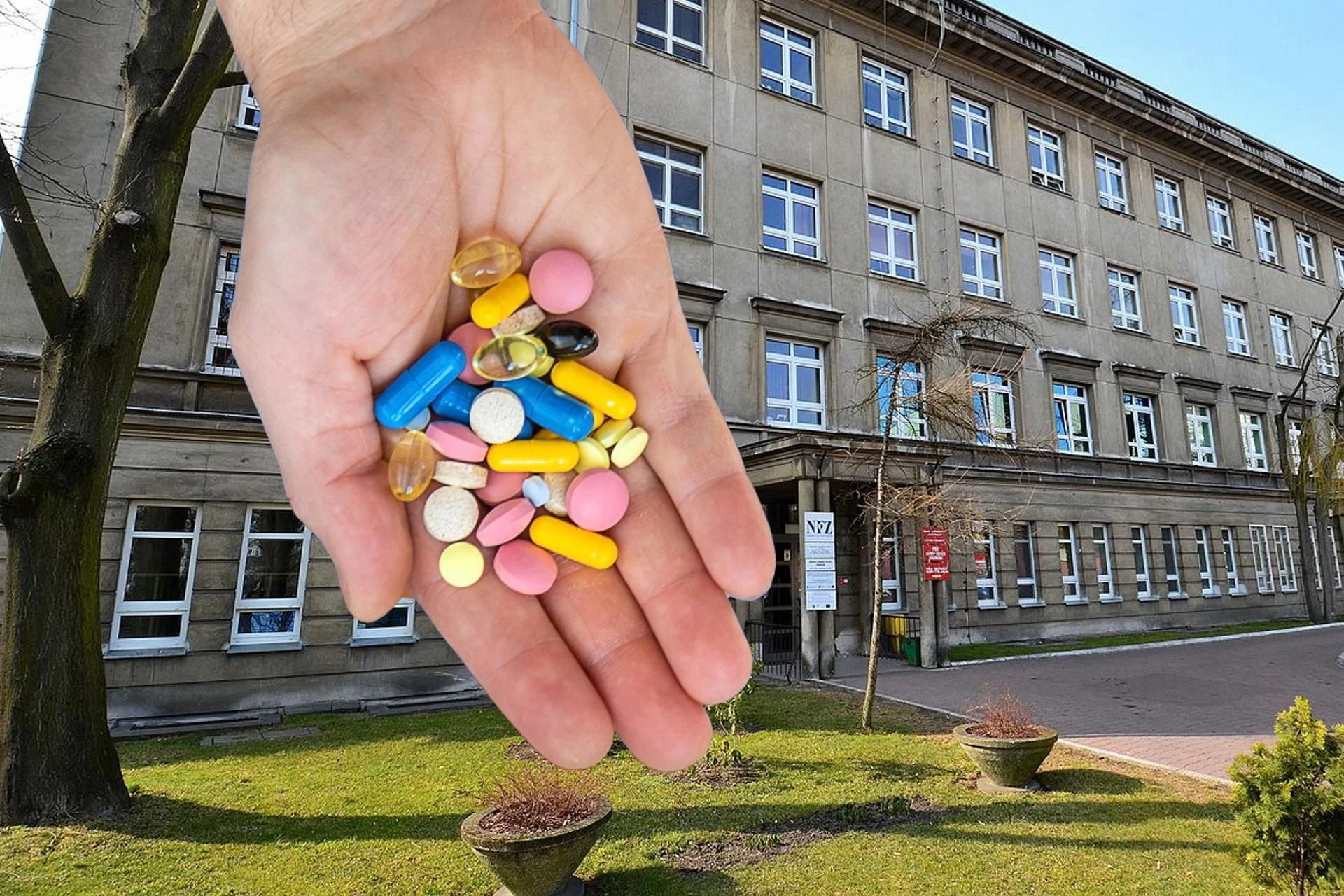 Szok w szpitalu! Podkładała koleżance z pracy podejrzaną tabletkę! Zwolniona dyscyplinarnie 61-latka ma teraz na karku policję