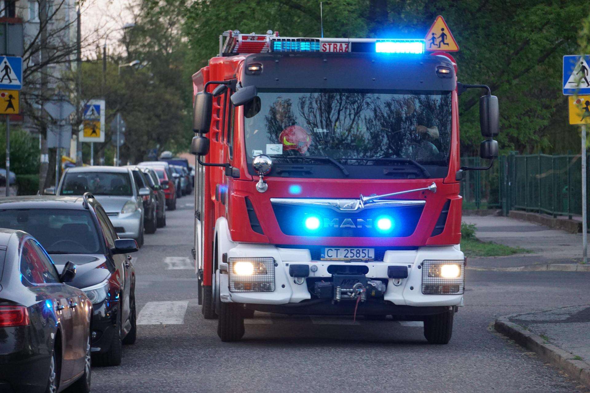 przerażające odkrycie! Tragiczny pożar wiaty śmietnikowej!