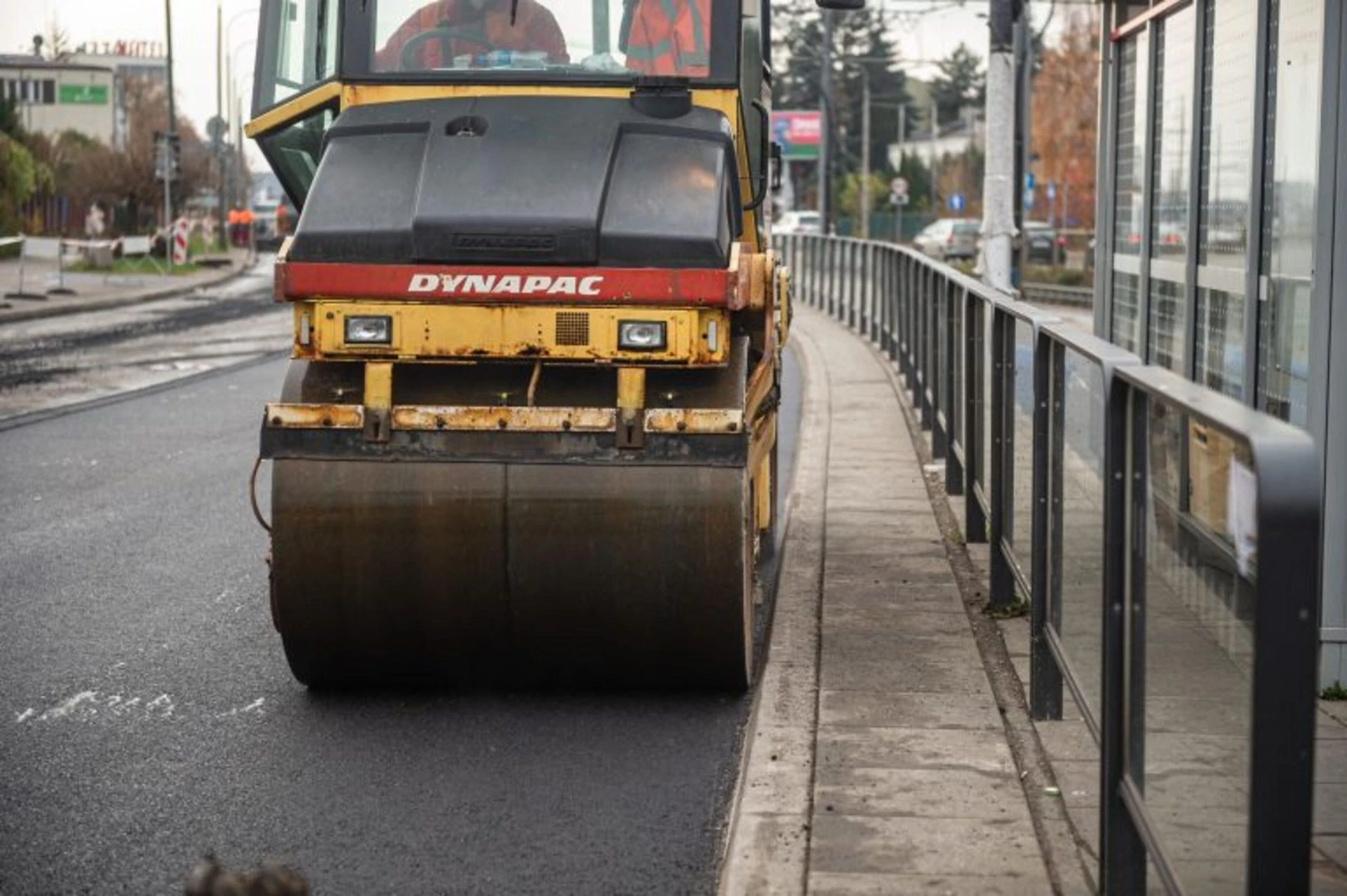 Kolejny etap prac na wylotówce Utrudnienia w Alei Krakowskiej. Drogowcy wkraczają na kolejny odcinek trasy