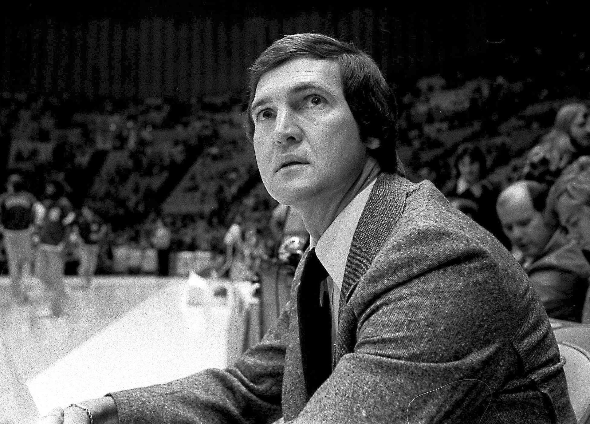 Miał 86 lat... Nie żyje jedna z największy legend NBA! To on był inspiracją dla logo najlepszej kos…