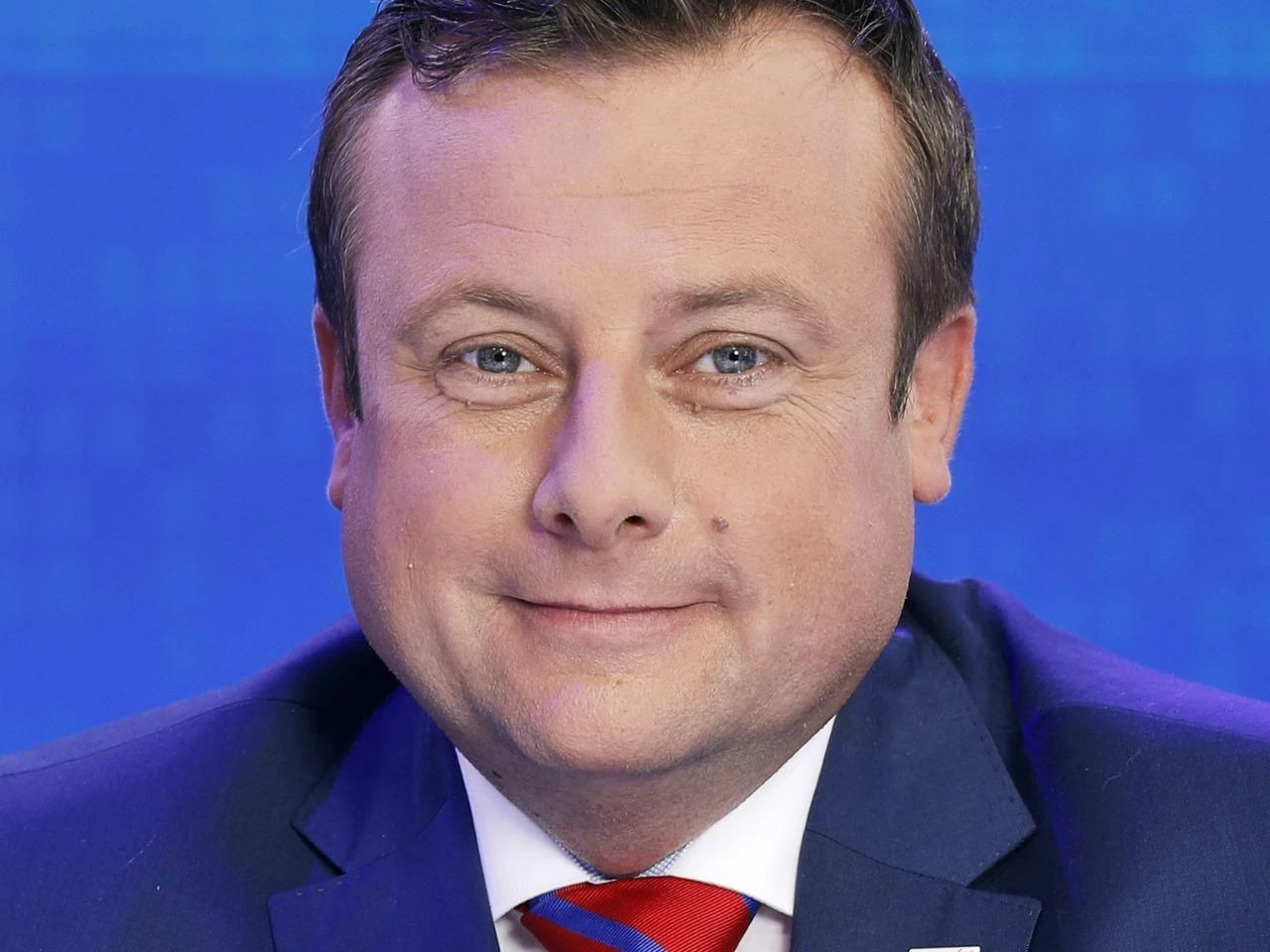 Skandal na paskach Gwiazdor Telewizji Republika usłyszał zarzuty prokuratora ! Błyskawiczna reakcja sta…