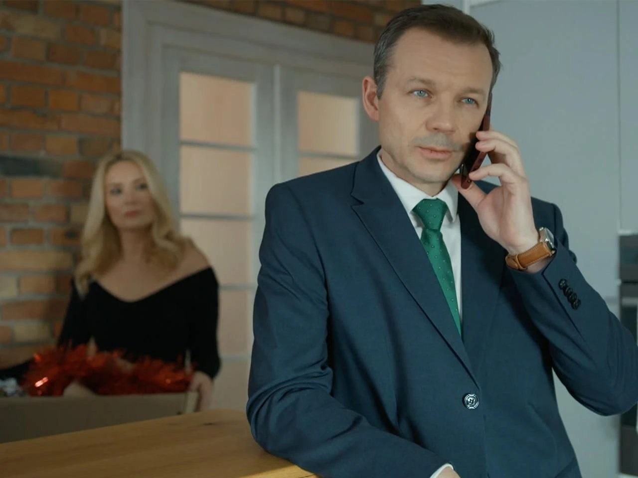 Barwy szczęścia Barwy szczęścia, odcinek 3197: Karolina podsłucha rozmowę Bruna z Jagodą! Usłyszy ja…