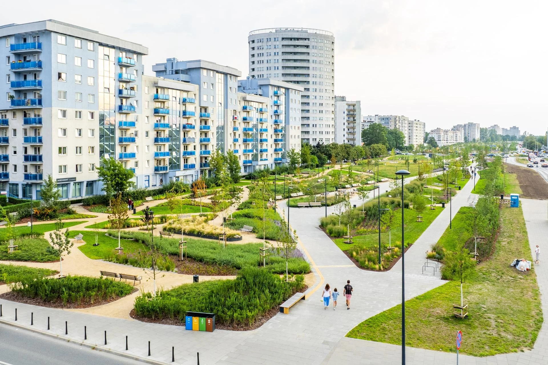 Park nad POW 1000 drzew, 100 tysięcy krzewów i ogród zmysłów. Taki luksus tylko w Warszawie!