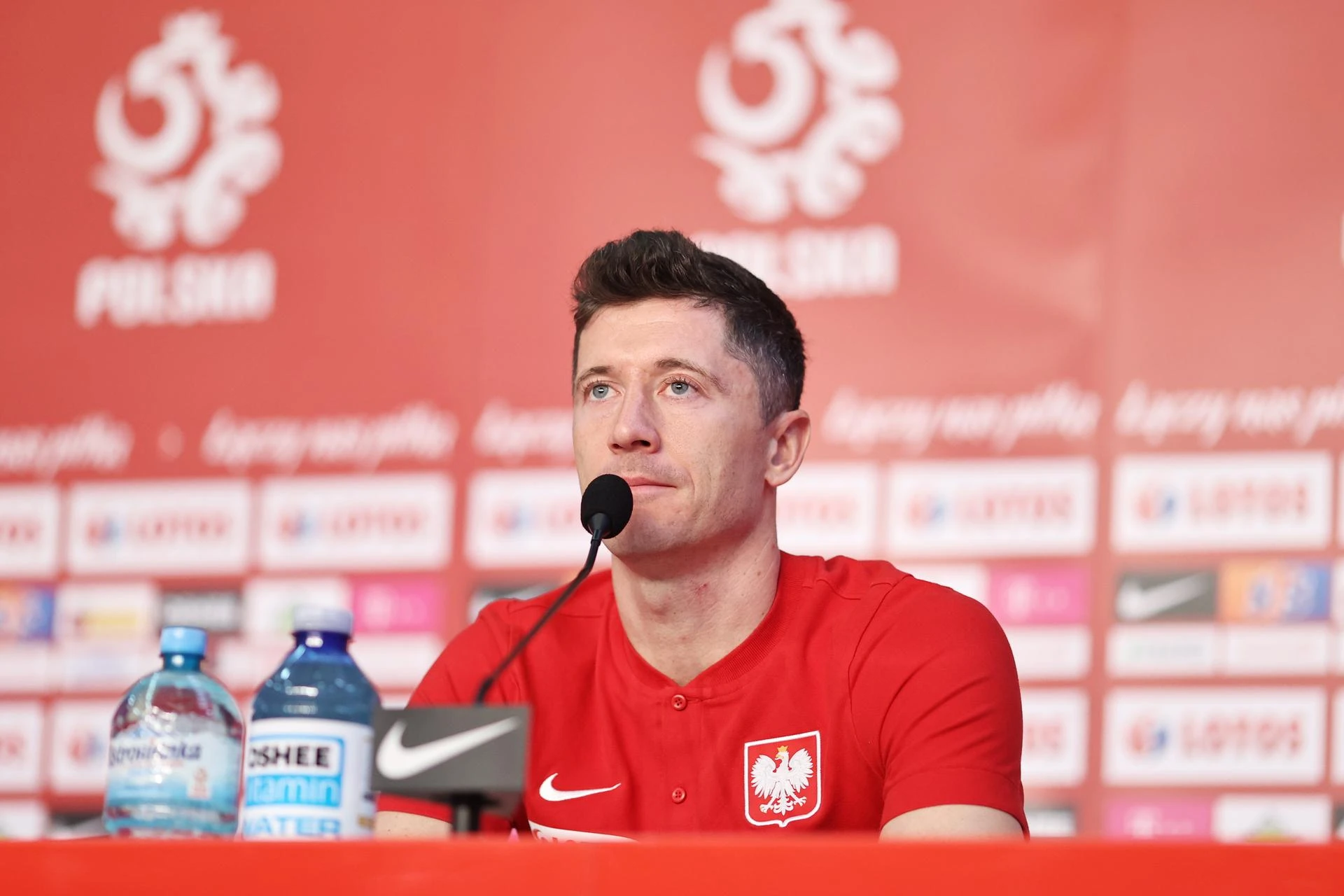 Robert Lewandowski napisał historię w trakcie meczu ze Słowacją! Jest lepszy od Bo...