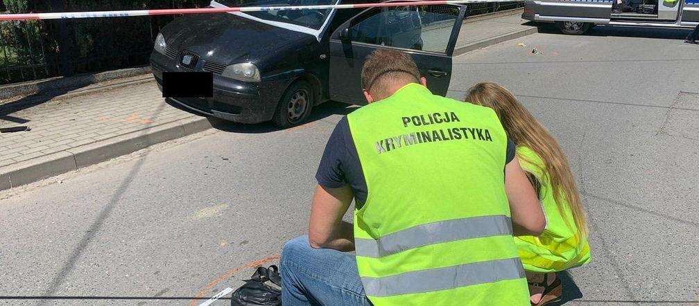 AKCJA SŁUŻB Chciał ukraść półkę z e-papierosami! Policjanci ruszyli w pościg, padły strzały