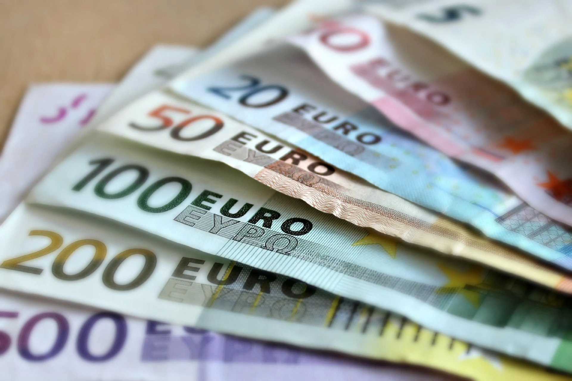 Warto wiedzieć! Ten bank ogranicza dostęp do gotówki