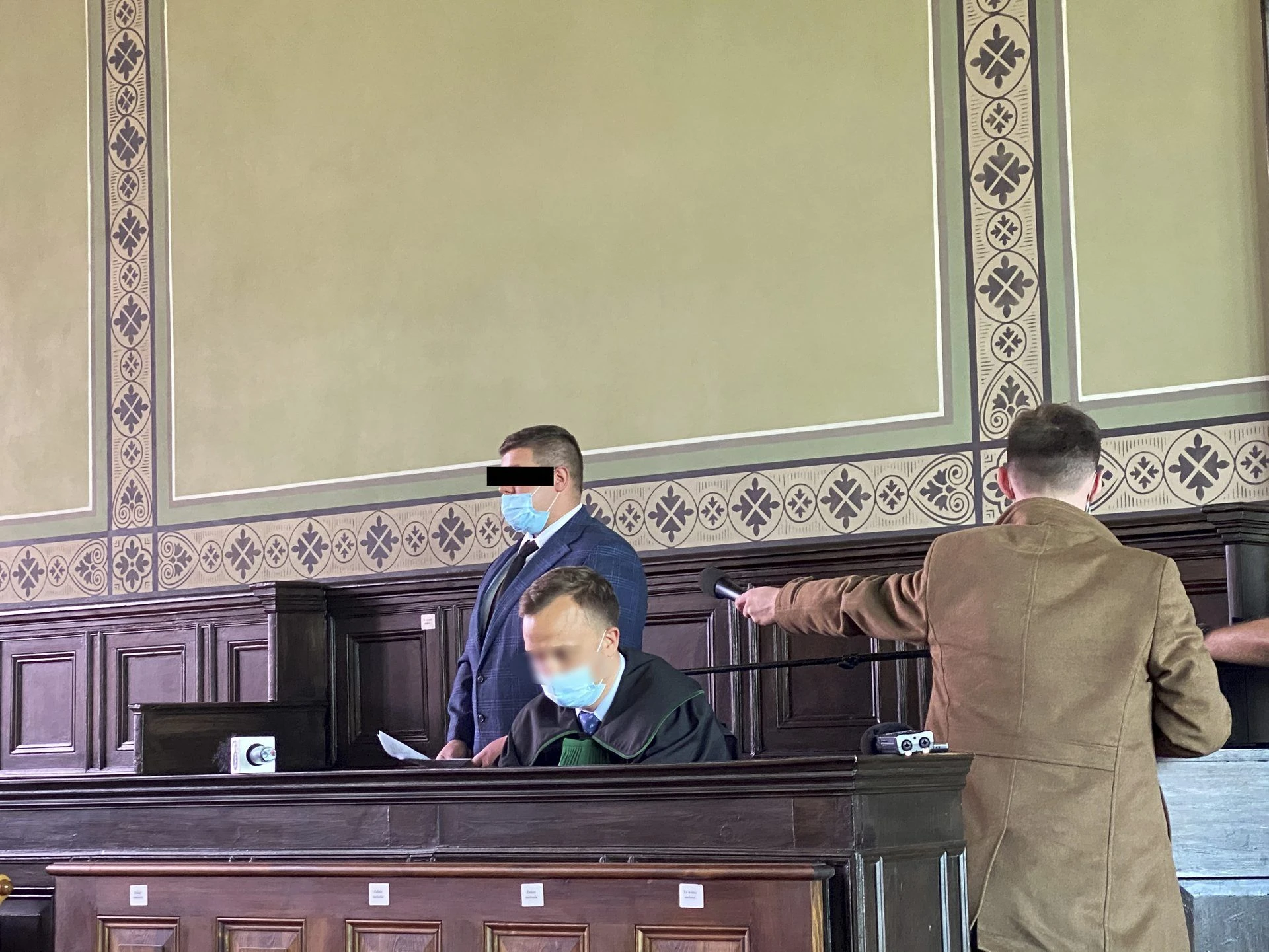 Zamiast pomóc, wywieźli go do lasu. Policjanci skazani po śmierci 36-latka!
